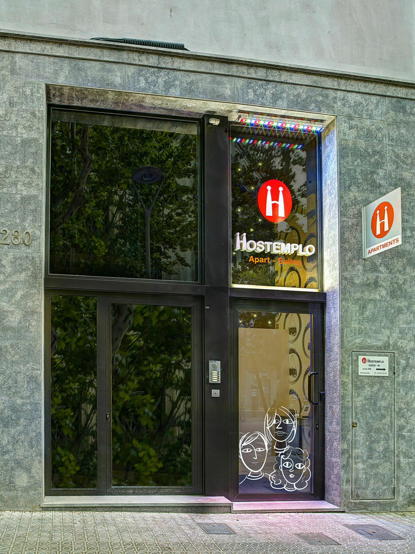 Gasthof Hostemplo Sagrada Familia 3*